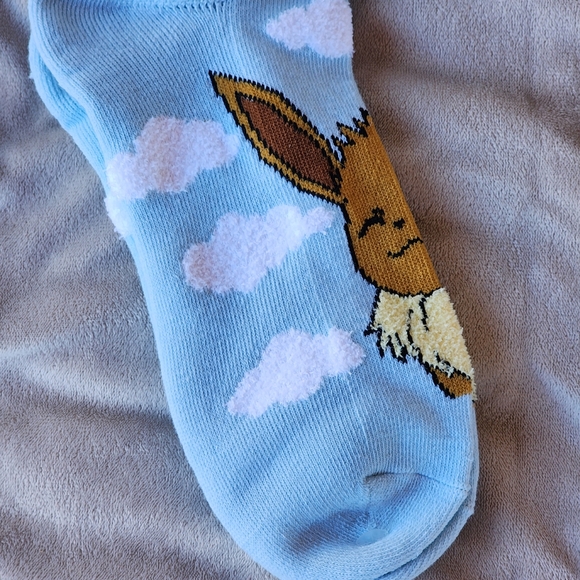 LOUNGEFLY Pokemon Eevee Backpack & Socks - Picture 8 of 13